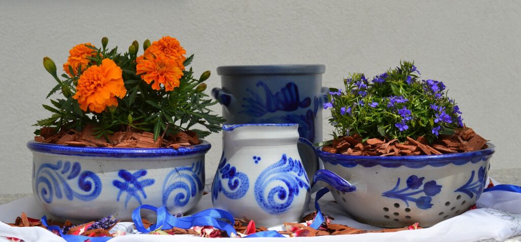 Blue clay pot
